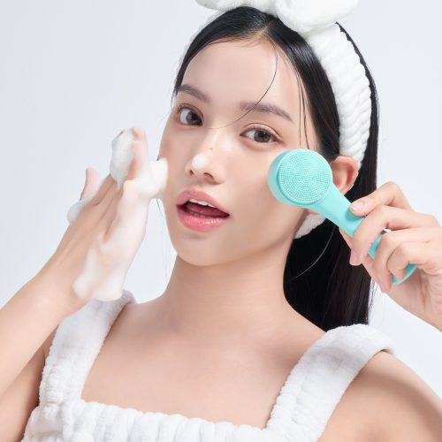 뷰티영 듀얼 모공 세안 브러쉬 & 헤어밴드 세트 촬영